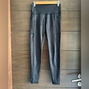 Constantly Varied Gear Black Leopard Full Length Leggings XS